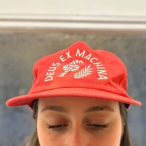 Deus Ex Machina red hat, 2017